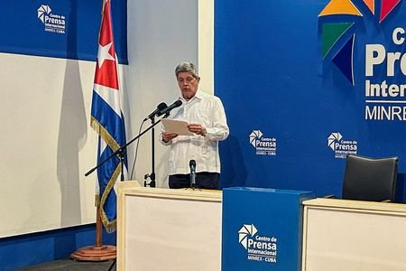 Cuban Deputy Foreign Minister Carlos Fernandez de Cossio speaks during