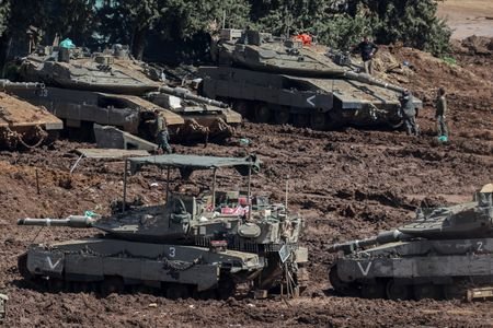 tagreuters.com2026binary_LYNXMPEM2M0R5-VIEWIMAGE