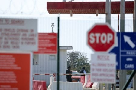 tagreuters.com2026binary_LYNXMPEM2O0U4-VIEWIMAGE