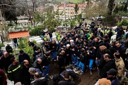 tagreuters.com2026binary_LYNXMPEM2O15M-VIEWIMAGE