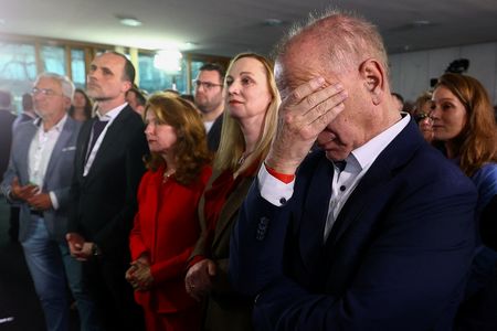 tagreuters.com2026binary_LYNXMPEM2Q0O8-VIEWIMAGE