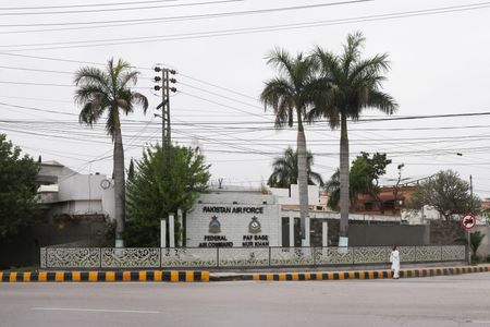 tagreuters.com2026binary_LYNXMPEM2R0BC-VIEWIMAGE