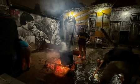 tagreuters.com2026binary_LYNXMPEM2U0QL-VIEWIMAGE