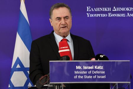 Israel and Greek defence ministers discuss cooperation in Athens