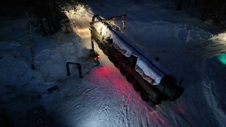 tagreuters.com2026binary_LYNXMPEM310G8-VIEWIMAGE