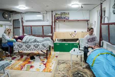 tagreuters.com2026binary_LYNXMPEM360VS-VIEWIMAGE