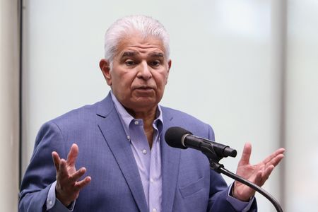 Media tour following a visit by Panama's President Jose Raul