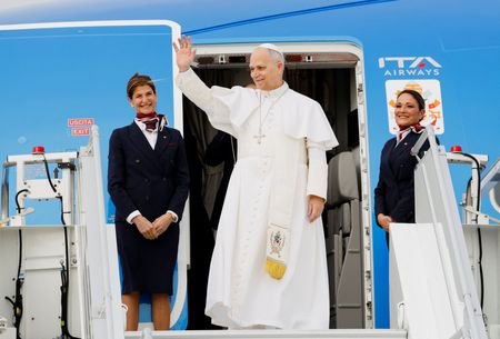 tagreuters.com2026binary_LYNXMPEM3C0AZ-VIEWIMAGE