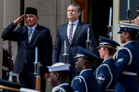 U.S. Defense Secretary Hegseth welcomes Indonesia's Defense Minister Sjamsoeddin at
