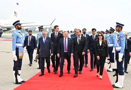 tagreuters.com2026binary_LYNXMPEM3F0IX-VIEWIMAGE