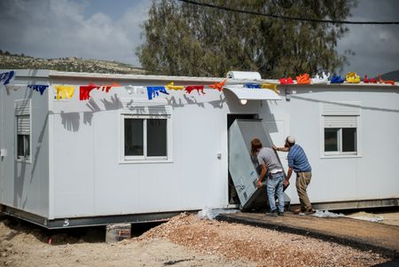 tagreuters.com2026binary_LYNXMPEM3J0PH-VIEWIMAGE