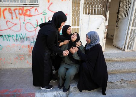 tagreuters.com2026binary_LYNXMPEM3M0XF-VIEWIMAGE