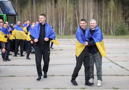 tagreuters.com2026binary_LYNXMPEM3N13Y-VIEWIMAGE