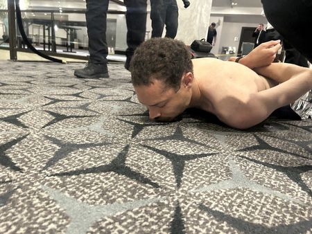 tagreuters.com2026binary_LYNXMPEM3Q0JS-VIEWIMAGE