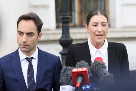 tagreuters.com2026binary_LYNXMPEM3R0U8-VIEWIMAGE