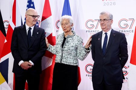G7 finance chiefs seek to look through bond volatility