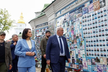 Belarusian opposition leader Tsikhanouskaya visits Kyiv
