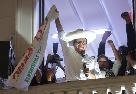Peruvians vote in presidential runoff election