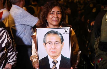 Peruvians vote in presidential runoff election