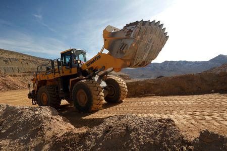 FILE PHOTO: Trump's critical minerals pricing plan faces skeptical G7,