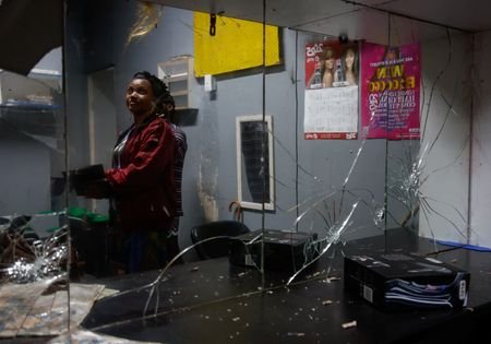 African migrants with deep roots in South Africa flee xenophobic