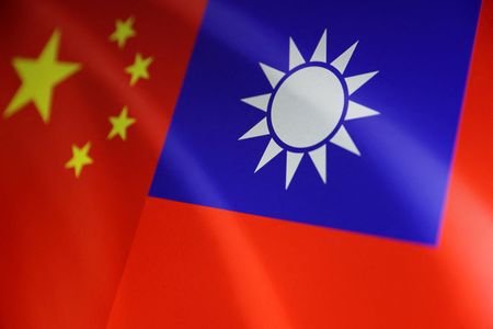 FILE PHOTO: Illustration shows Chinese and Taiwanese flags