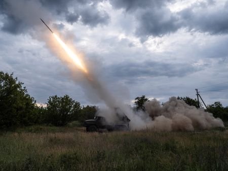 Ukrainian servicemen fire MLRS towards Russian troops near the frontline