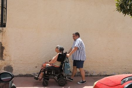 In Spain, elderly UK expats struggle for care post-Brexit