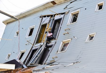 Aftermath of earthquakes in La Guaira