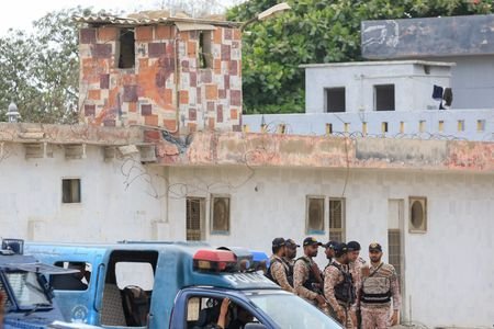 Explosion and gunfire reported in Karachi