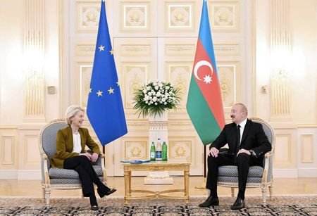 Azerbaijani President Aliyev and European Commission President von der Leyen