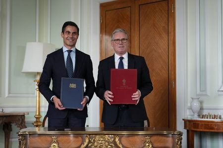 Britain's Prime Minister Keir Starmer and Netherland's Prime Minister Rob