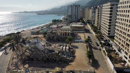 Aftermath of earthquakes in La Guaira