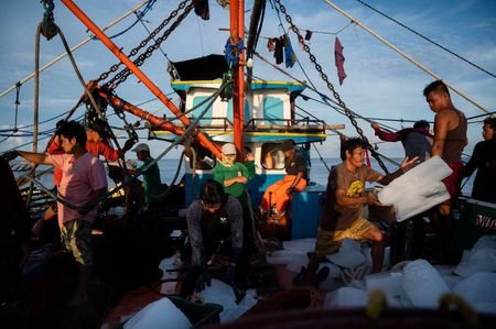 Filipino fishermen in Masinloc, Zambales