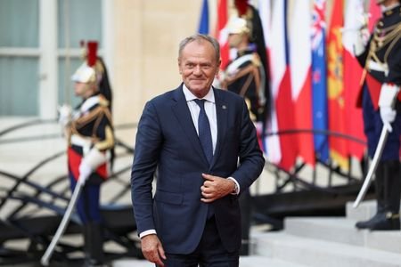 French President Macron and his wife host a dinner in