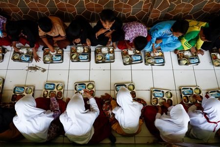 Free nutritious meals program trial in Sukabumi