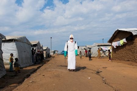 At least 30 deaths at Congo camp show Ebola could