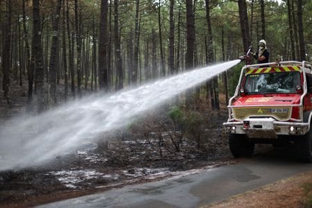 Wildfires in southwest France