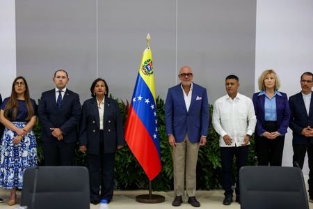 The opening session of the national dialogue in Caracas