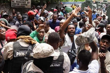Gang attack on hillside town near Haiti's capital leaves multiple