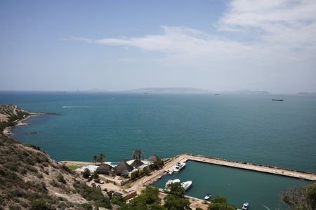 Venezuela's oil oversale saturates ports, leaves tankers waiting