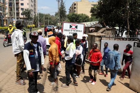 Burundians try to leave Kenya ahead of crackdown on traders
