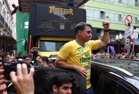 Brazil election challenger Bolsonaro under investigation over alleged corruption in Banco Master case