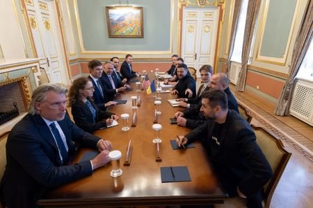 Ukraine's President Zelenskiy welcomes U.S. special representatives Witkoff and Kushner