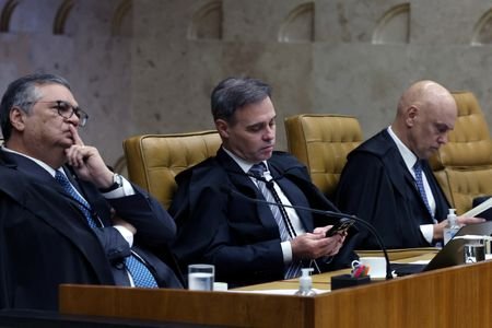 Session of the Supreme Court in Brasilia