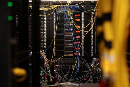 Broadcom prepares to launch new optical chip tech to fend