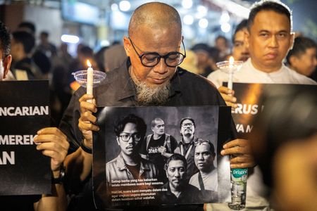 Indonesia calls off search for journalists missing while covering volcano eruption