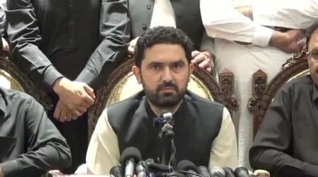 Imran Khan’s party postpones planned Islamabad march to October 4