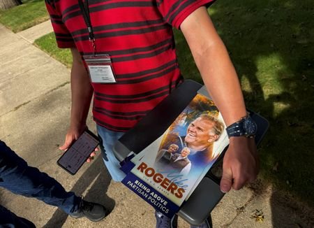 On Michigan doorsteps, Republicans sell Democrats-as-extremists message with mixed success
