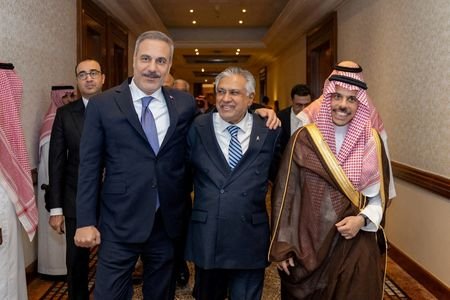 A committee of the Mecca defense pact met in Riyadh